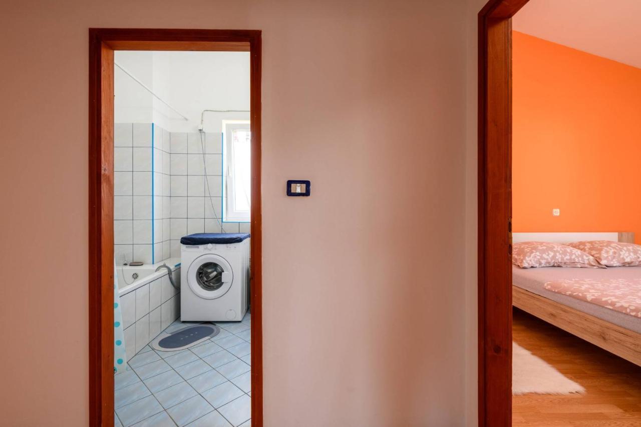 Ana Apartamento Ližnjan Exterior foto