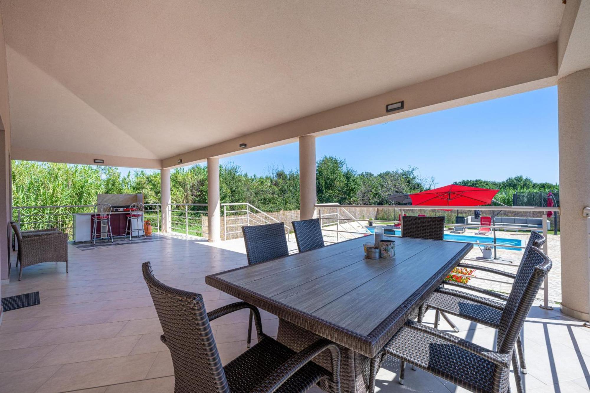 Ana Apartamento Ližnjan Exterior foto