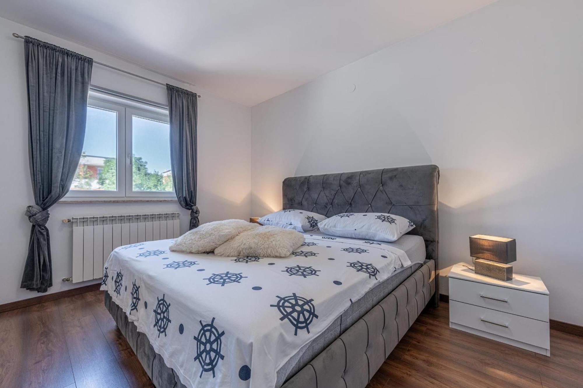 Ana Apartamento Ližnjan Exterior foto