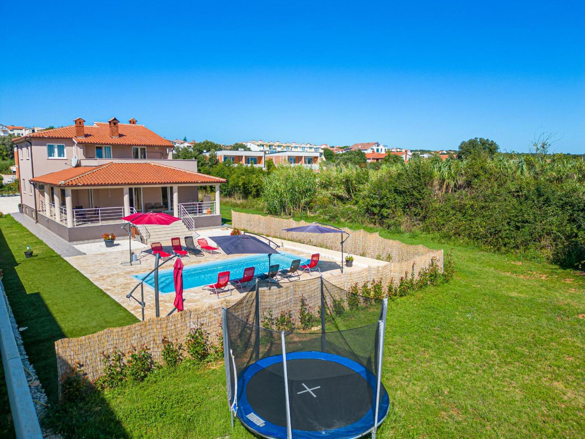 Ana Apartamento Ližnjan Exterior foto